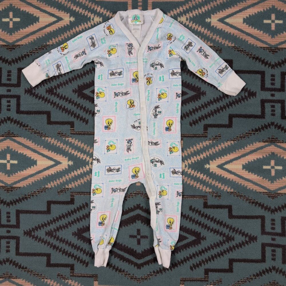 Vintage 1997 Looney Tunes Baby Bugs Tweety Snap Sleeper Medium 6-12 Months
